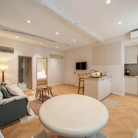 Charming Ac In Old Town Walk Everywhere Appartamento